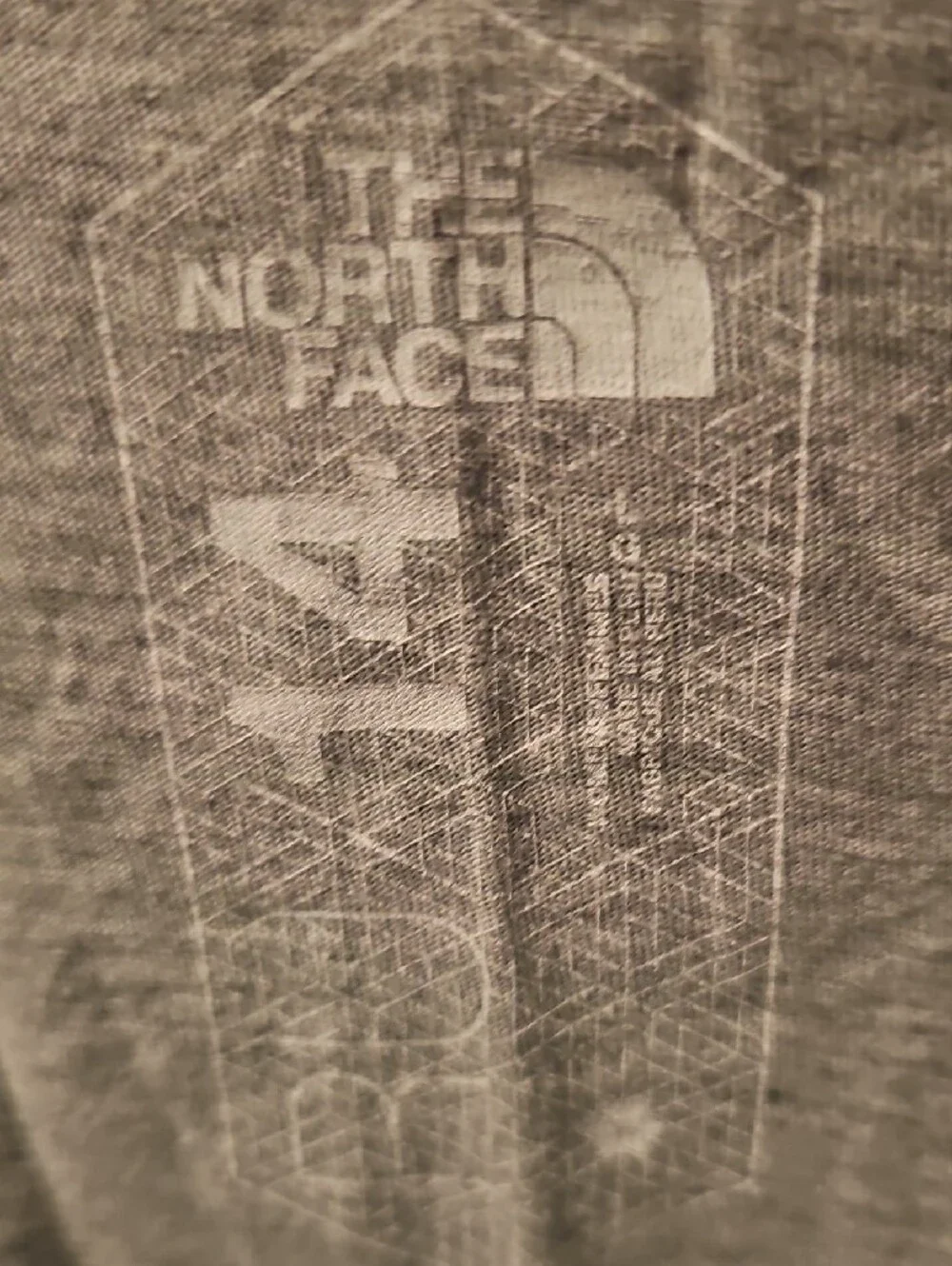 Northface Women's Scoop Neck Tshirt With Logo Size Large (14) - Picture 2 of 6